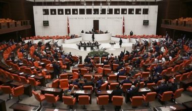 OHAL 3 ay daha uzatılıyor OHAL 3 ay daha uzatılıyor