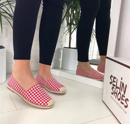 En Trend Bayan Topuklu Ayakkabı En Trend Bayan Topuklu Ayakkabı