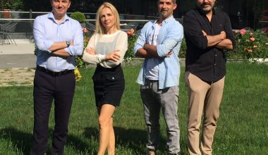 Büyük buluşma: Lig 34 ile Uludüz Medya yeni projeler için güç birliği oluşturdu Büyük buluşma: Lig 34 ile Uludüz Medya yeni projeler için güç birliği oluşturdu