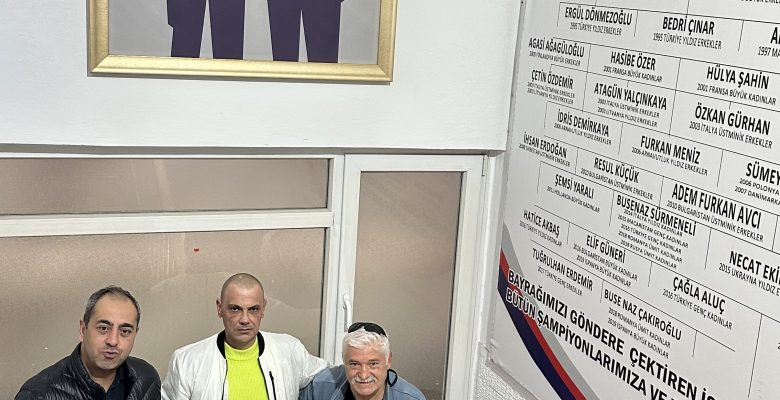 “Kim demiş meşaleyi yakmak için karanlığı beklemek gerek diye? İbrahim Murat Gündüz, her daim genç nesle yol gösteriyor”