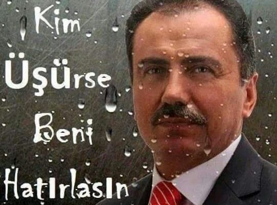 İbrahim Murat Gündüz, derin bir hüzünle “Yazıcıoğlu’nun yokluğu halen kalbimizdeki yaranın tazeliğini koruyor, o benzersiz bir liderdi” diyerek içten taziyelerini ve merhuma olan dualarını ifade etti.